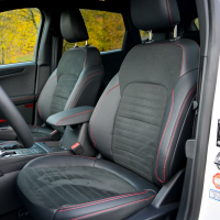 Ford kuga 2.5 duratec hybrid AMZS-24.jpg