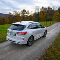 Ford kuga 2.5 duratec hybrid AMZS-26.jpg