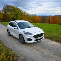 Ford kuga 2.5 duratec hybrid AMZS-27.jpg