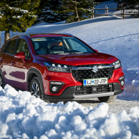 uki S-cross 1,4 boosterjet allgrip-2.jpg