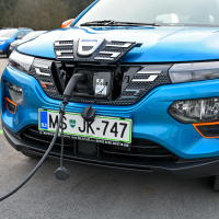 Dacia spring za volanmo AMZS-21.jpg