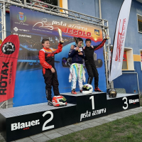 podium-junior.jpg