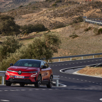 Renault megane e-tech electric AMZS-8.jpg