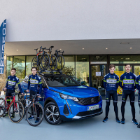 Pogi team Peugeot-8.jpg