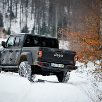 Jeep gladiator dozivetje AMZS-25.jpg