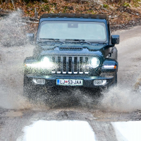 Jeep gladiator dozivetje AMZS-37.jpg