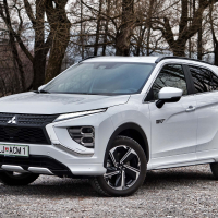 Mitsubishi eclipse cross PHEV 2.4 S-AWC 4WD diamond - test 2022