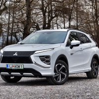 Mitsubishi eclipse cross PHEV 2.4 S-AWC 4WD diamond - test 2022