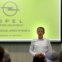 Člani AMZS za volanom nove opel astre - reportaža 2022