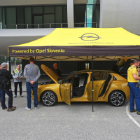Člani AMZS za volanom nove opel astre - reportaža 2022