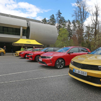 Člani AMZS za volanom nove opel astre - reportaža 2022