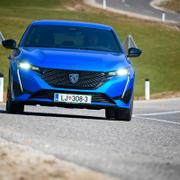 Peugeot 308 1,6 THP hybrid 225 GT - test 2022