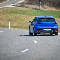 Peugeot 308 1,6 THP hybrid 225 GT - test 2022