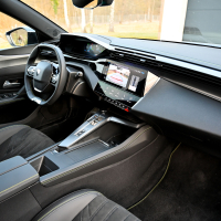 Peugeot 308 1,6 THP hybrid 225 GT - test 2022