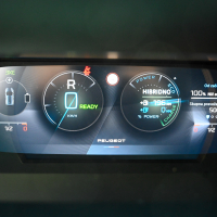 Peugeot 308 1,6 THP hybrid 225 GT - test 2022