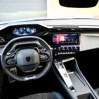 Peugeot 308 1,6 THP hybrid 225 GT - test 2022