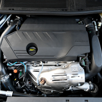 Peugeot 308 1,6 THP hybrid 225 GT - test 2022