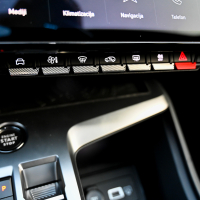 Peugeot 308 1,6 THP hybrid 225 GT - test 2022