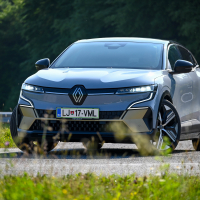Renault megane e-tech iconic EV60 160 kW - test 2022