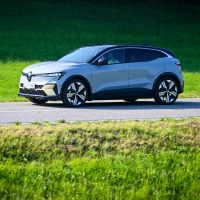Renault megane e-tech iconic EV60 160 kW - test 2022