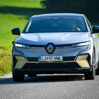 Renault megane e-tech iconic EV60 160 kW - test 2022