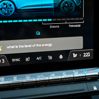 Renault megane e-tech iconic EV60 160 kW - test 2022