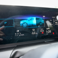 Renault megane e-tech iconic EV60 160 kW - test 2022