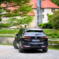 BMW iX xDrive40 - test 2022