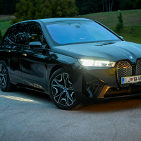 BMW iX xDrive40 - test 2022