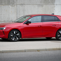 Opel astra 1,2 turbo elegance AT8 - test 2022