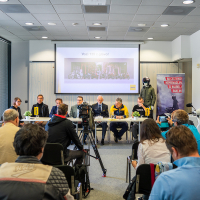 Vozi 125 z glavo - novinarska konferenca v CVV