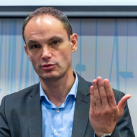 AMZS s kandidati za predsednika republike o trajnostni mobilnosti