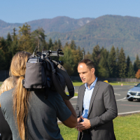AMZS s kandidati za predsednika republike o trajnostni mobilnosti