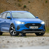 Ford focus karavan 1.0 ecoboost hybrid 92 kW mHEV active X - test 2022