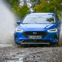 Ford focus karavan 1.0 ecoboost hybrid 92 kW mHEV active X - test 2022