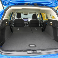 Ford focus karavan 1.0 ecoboost hybrid 92 kW mHEV active X - test 2022