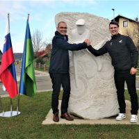 Skulptura Pečke Gajser
