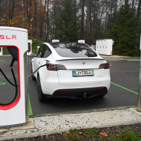Tesla model Y AWD performance - test 2022