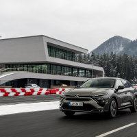 Citroen C5 X - testni dan Slovenski avto leta 2023