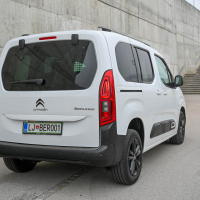 Citroen berlingo blueHDI 100 shine BVM6 N1 - test 2022