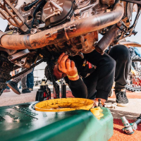 Simon Marčič v cilju 45. relija Dakar