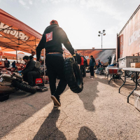 Simon Marčič v cilju 45. relija Dakar