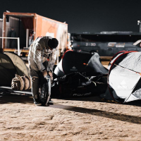 Simon Marčič v cilju 45. relija Dakar