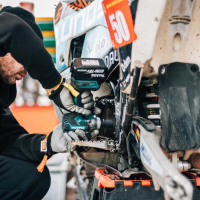 Simon Marčič v cilju 45. relija Dakar