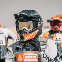 Simon Marčič v cilju 45. relija Dakar