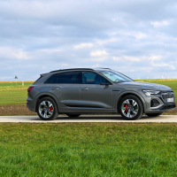 Audi Q8 e-tron - za volanom 2023
