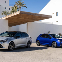 Toyota corolla prenovljena - za volanom 2023