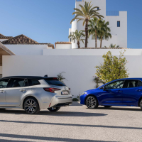 Toyota corolla prenovljena - za volanom 2023