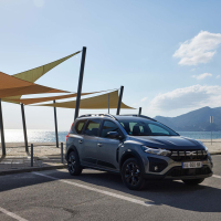 Dacia jogger hybrid 140 - Za volanom 2023