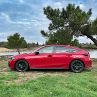 Honda civic 2.0 i-MMD hibrid sport - test 2023
